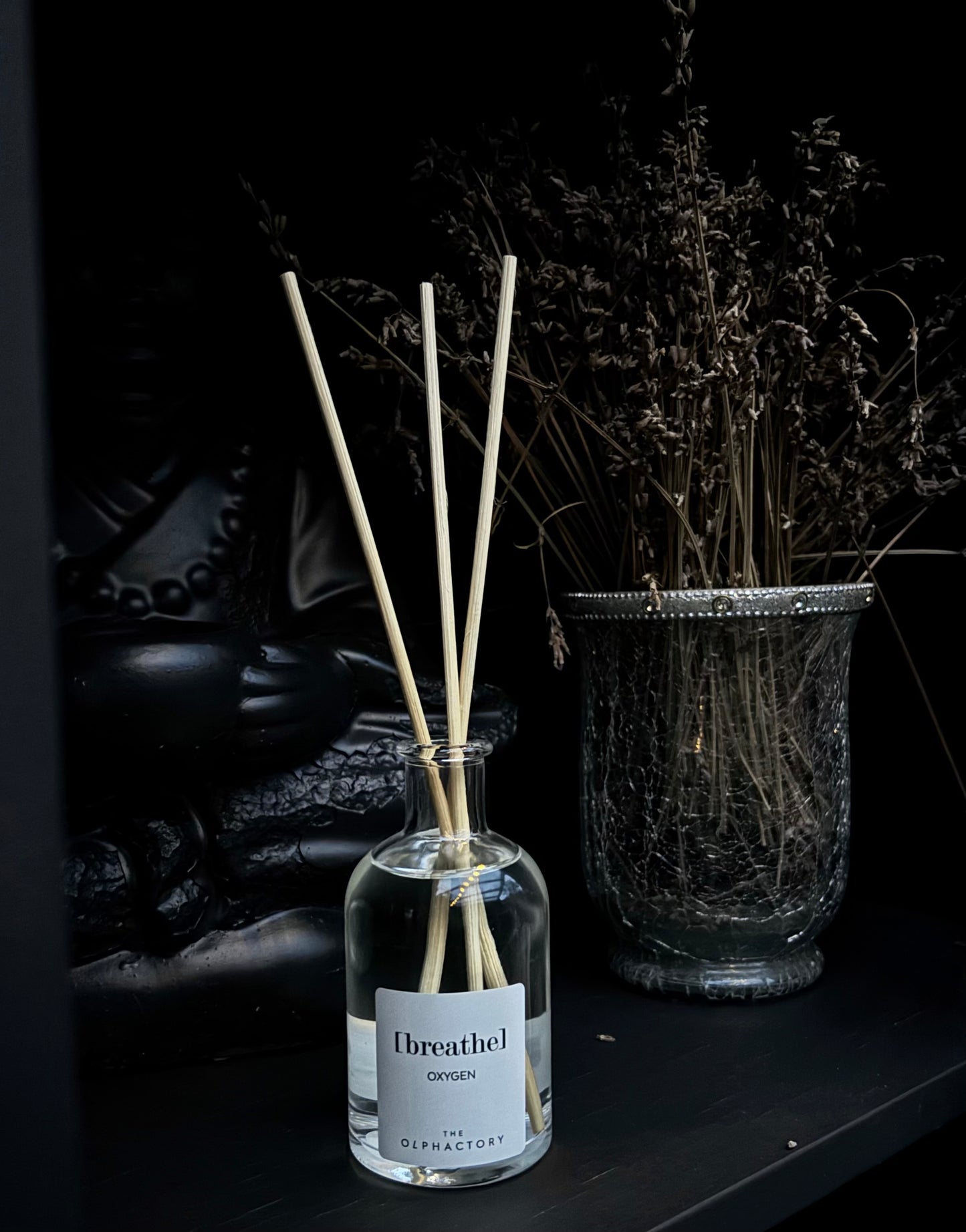 Duftpinner "Breathe" hvit - Sjøbris og bergamot