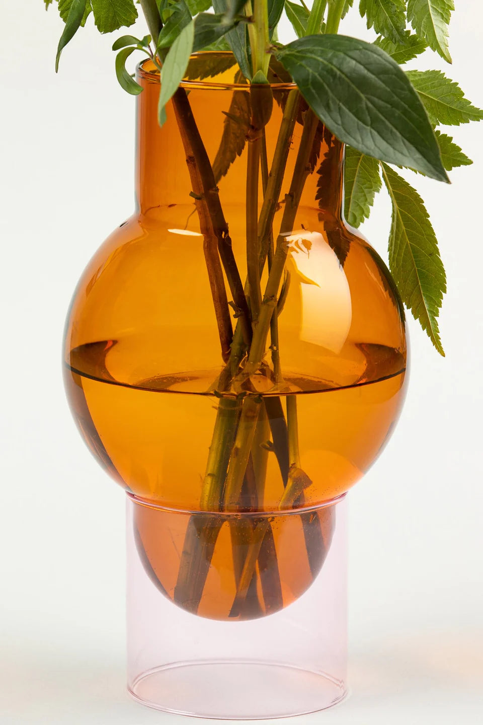 Blomstervase "Bubble tube - amber" fra Studio About