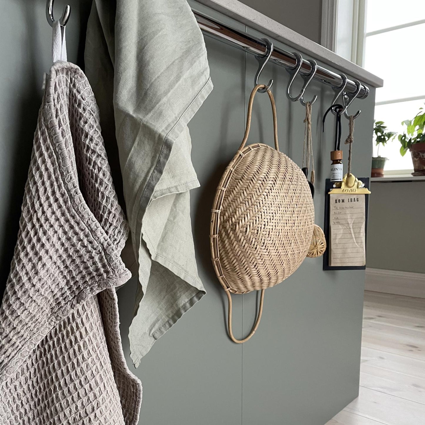 Oppheng til duftolje i bil