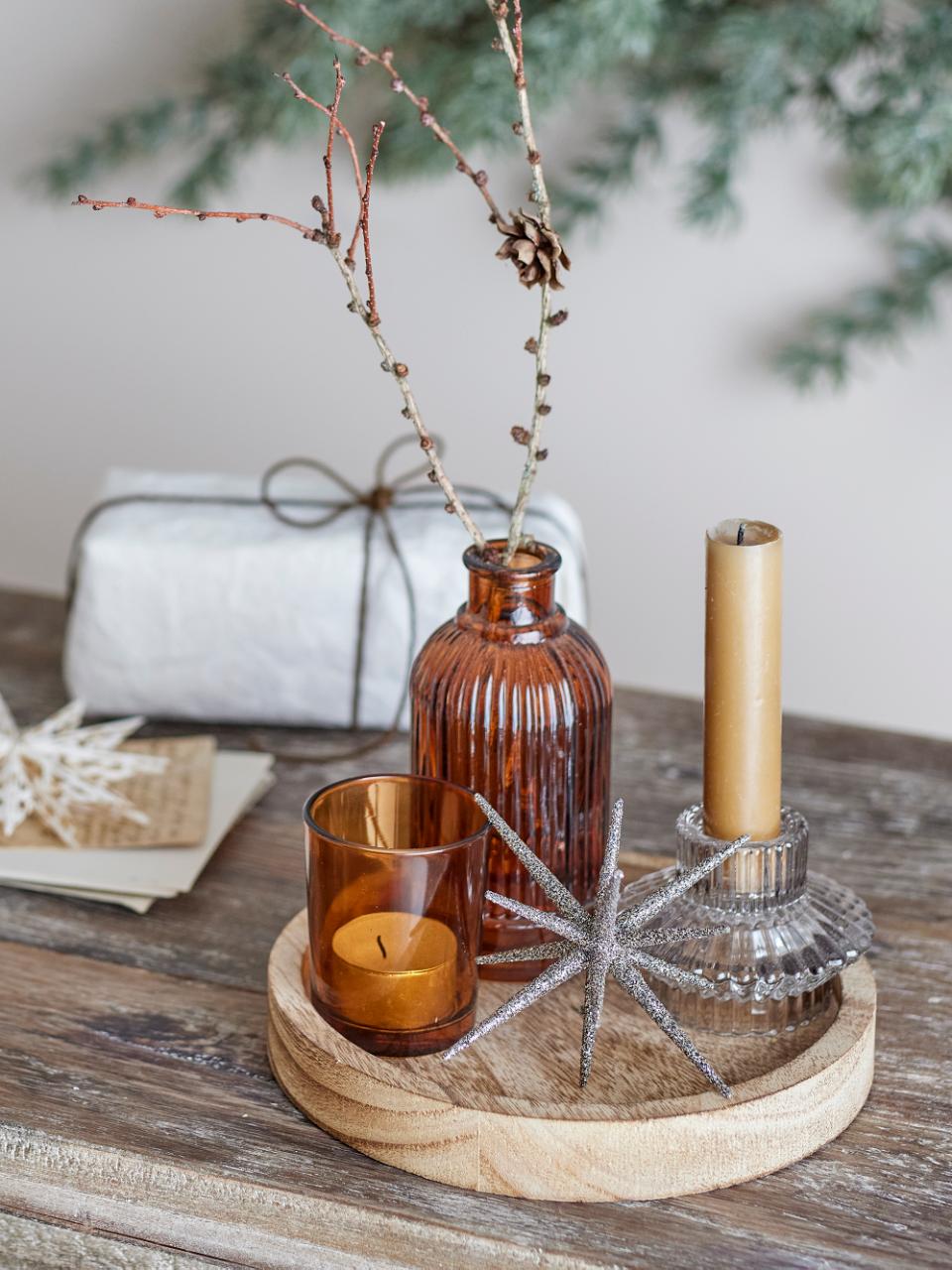 Dekorasjonsbrett i tre – perfekt til bordpynt i hjem og hytte